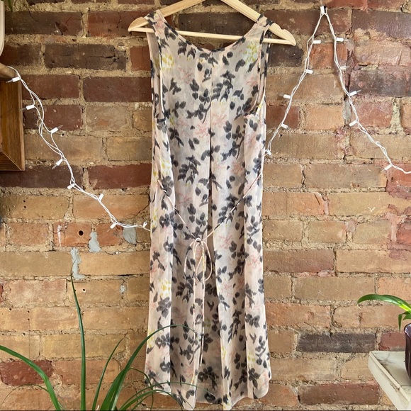 Vintage Floral Dress - Picture 4 of 7